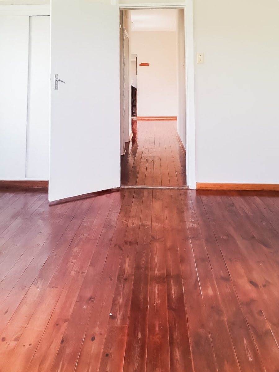 6 Bedroom Property for Sale in Port Nolloth Northern Cape